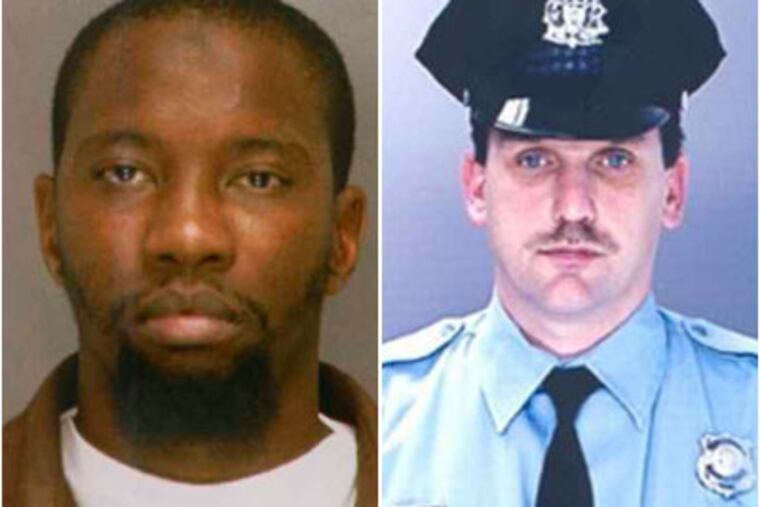 Alleged cop-killer Eric Floyd, left, infuriated a judge Tuesday, who ordered he not sit in the courtroom. Today, Floyd, accused in the shooting death of f Police Sgt. Stephen Liczbinski, punched out his own attorney.