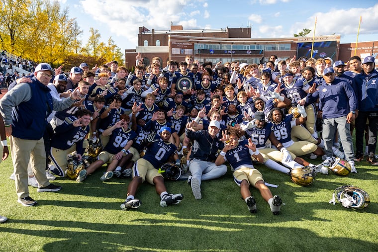 La Salle College High School celebrates its victory over St. Joe's Prep in the PCL 6A title game on Saturday.