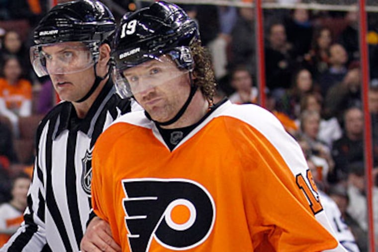 Scott Hartnell posted career bests in goals (37) and points (67) last season. (Yong Kim/Staff file photo)
