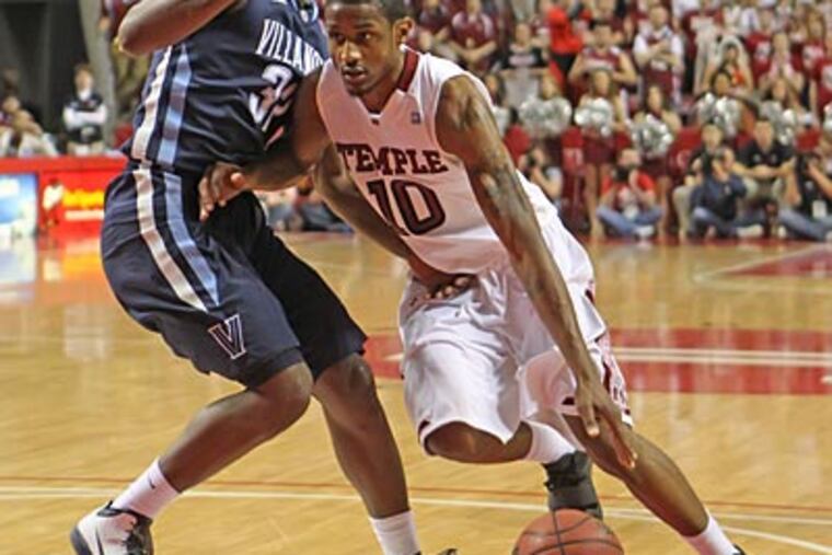 Ramone Moore scored 32 points, with 23 coming in the second half, against Villanova. (Michael Bryant/Staff Photographer)