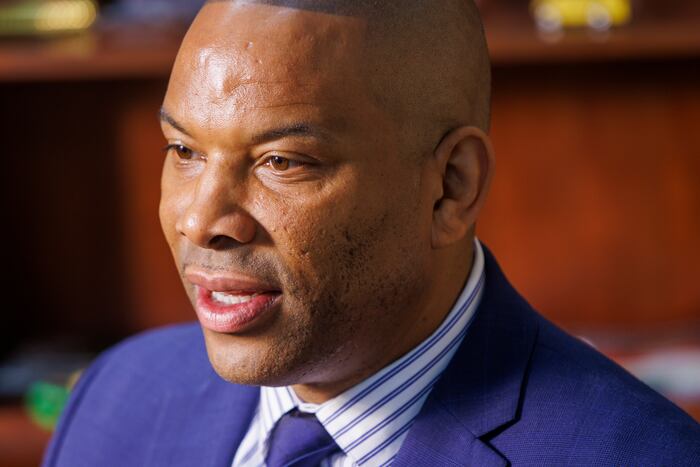 Cherry Hill superintendent says district won't ban books or require ...