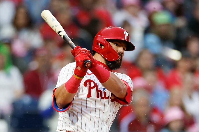 Kyle Schwarber exited the Phillies' series-opening win against the Marlins on Friday in the ninth inning.