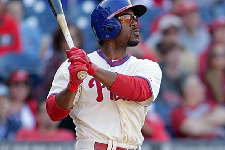Big chunks of runs require big extra-base hits, and in the Phillies' 9-8 loss to the Royals on Sunday, they did not get one until Jimmy Rollins connected on a three-run homer in the ninth inning. (H. Rumph Jr/AP)