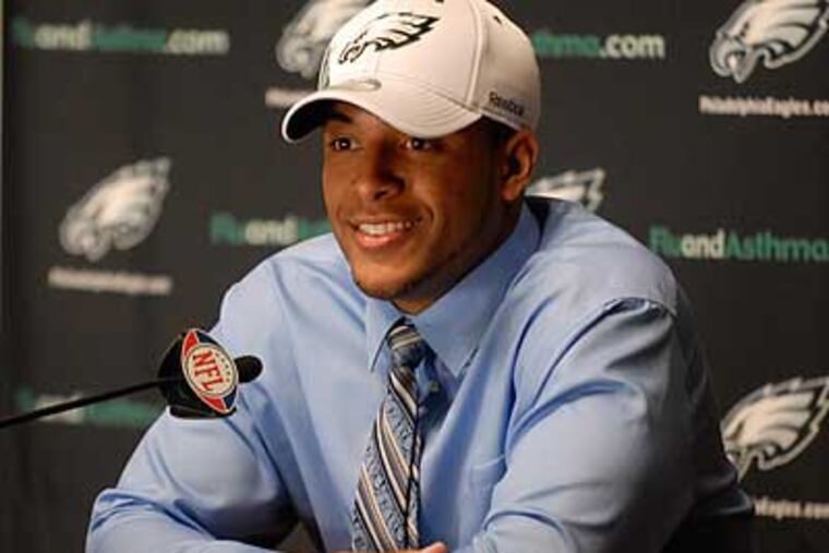 Eagles' draft pick Nate Allen takes questions from the press. (Ron Tarver/Staff Photographer)