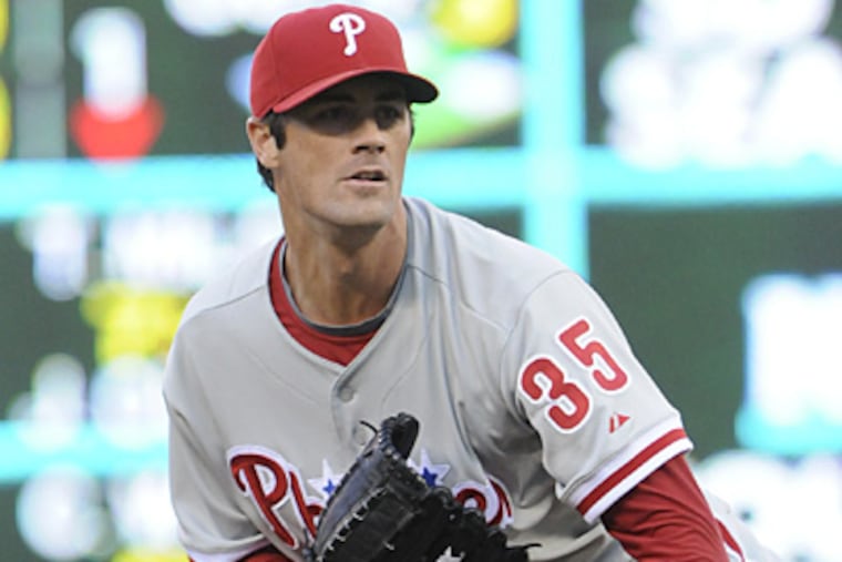 This season, the Phillies will be underdogs for the first time since Cole Hamels' first full major league season in 2007. (Jim Mone/AP file photo)