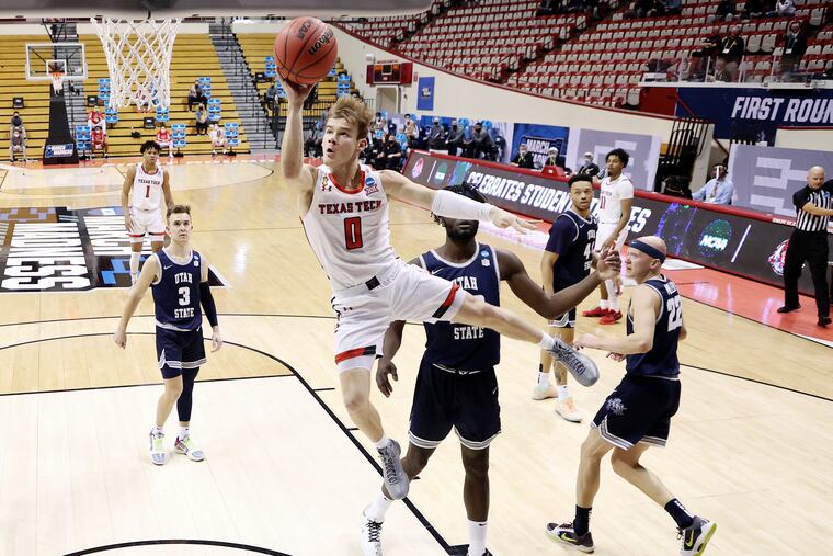 Mac McClung (0), who played college ball at Texas Tech, currently plays for the Delaware Blue Coats.