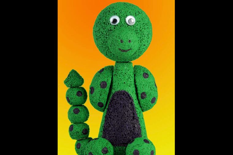 You can make a toy dinosaur using a few simple tools and material.