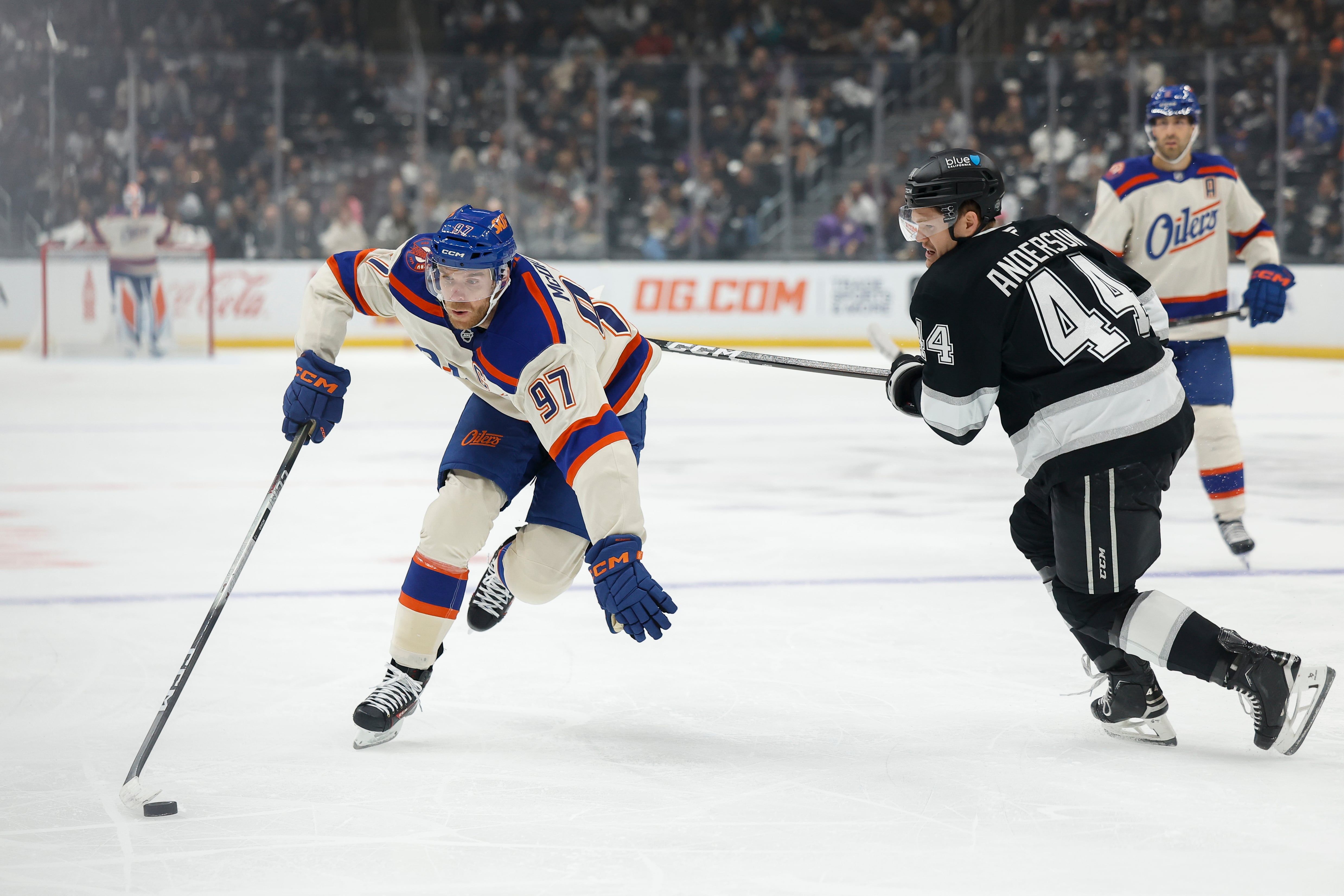 Connor McDavid's 3-point first period propels Oilers past winless LA Kings 4-1 for 5th straight win