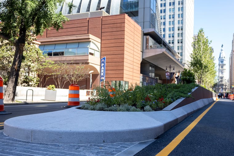 How Philly’s new Broad Street planters will turn what could be a grand urban avenue into a highway How Philly’s new Broad Street planters will turn what could be a grand urban avenue into a highway