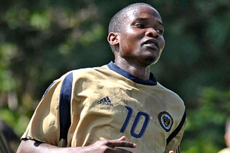 Rookie Danny Mwanga could see more playing time than usual tonight. (Clem Murray/Staff file photo)