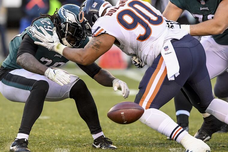 Eagles running back LeGarrette Blount fumbles the ball in the 4th quarter of the game November 26, 2017 against the Bears at Lincoln Financial Field. The Bears recovered the ball but the Eagles won 31-3. CLEM MURRAY / Staff Photographer