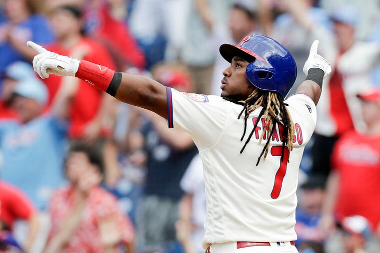 Maikel Franco celebrates his game-winning homer in the bottom of the ninth on Sunday.