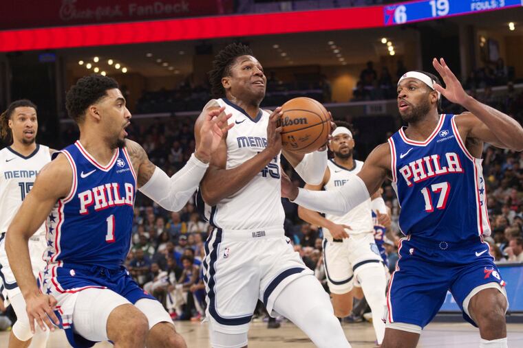 Forward KJ Martin (1) and guard Buddy Heild (17) defend against Memphis Grizzlies forward GG Jackson II (45) during the first half.
