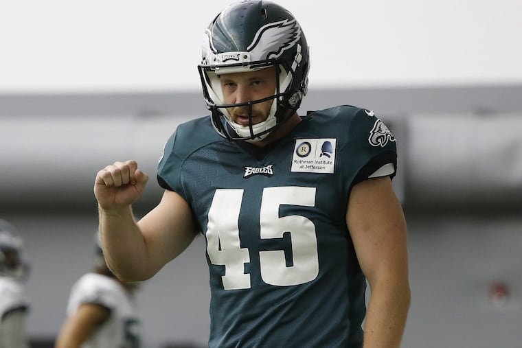 Eagles’ long snapper Rick Lovato