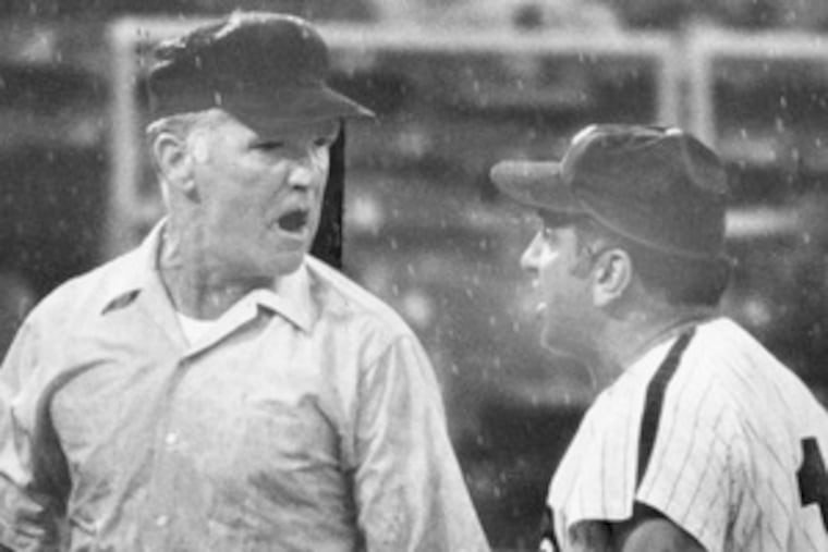 Shag Crawford has a word or two for Phillies manager Frank Lucchesi in 1971.