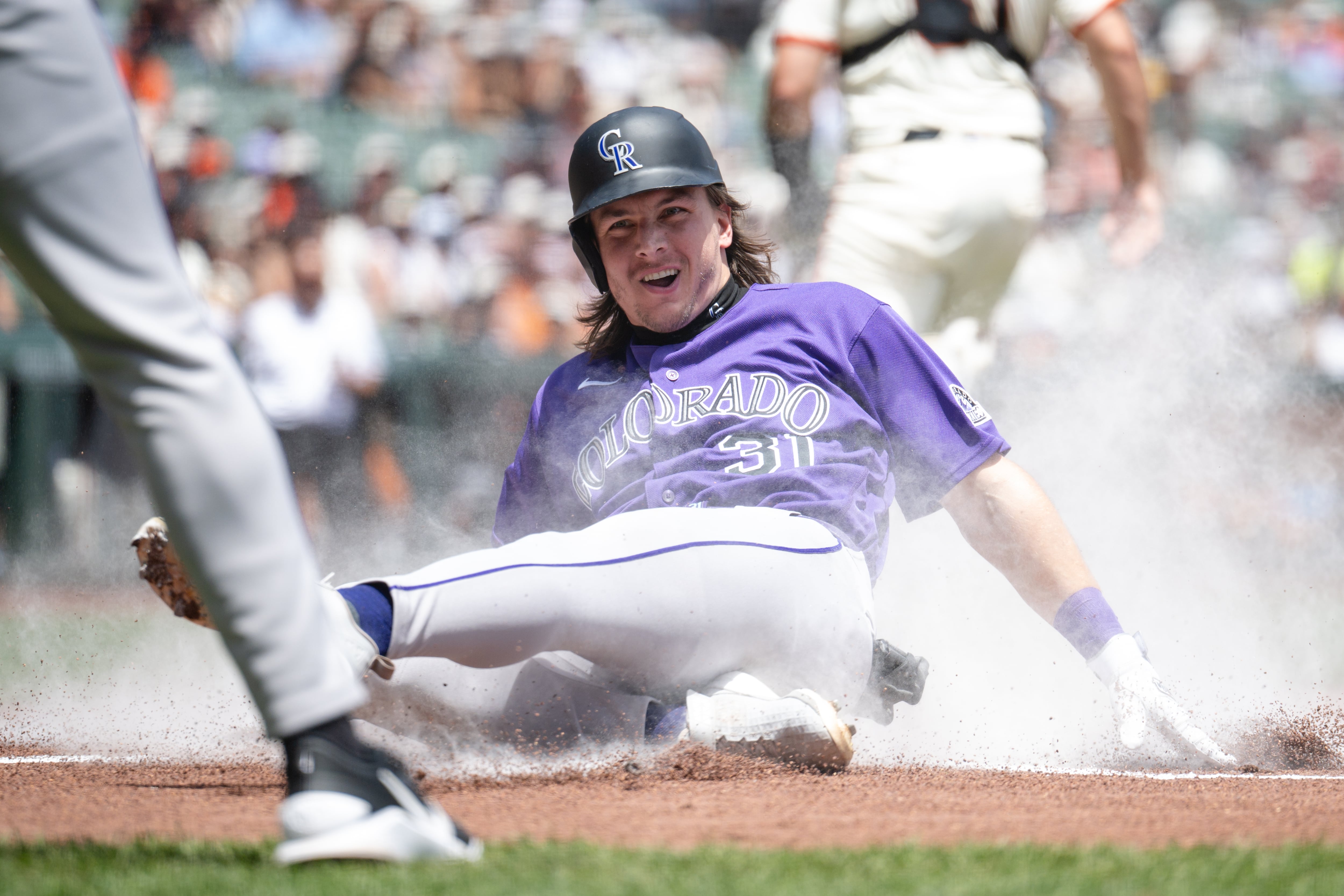 Giants overcome McCarthy's 2nd inside-the-park homer this year, beat Rockies 3-2 for 4-game split