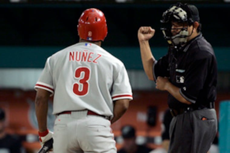 Abraham Nuñez reacts to being called out on strikes in the ninth.