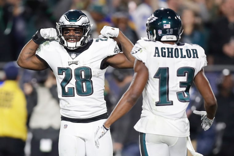 One unnamed bettor won $7,000 when Wendell Smallwood (left) the Eagles beat the Rams on Sunday.