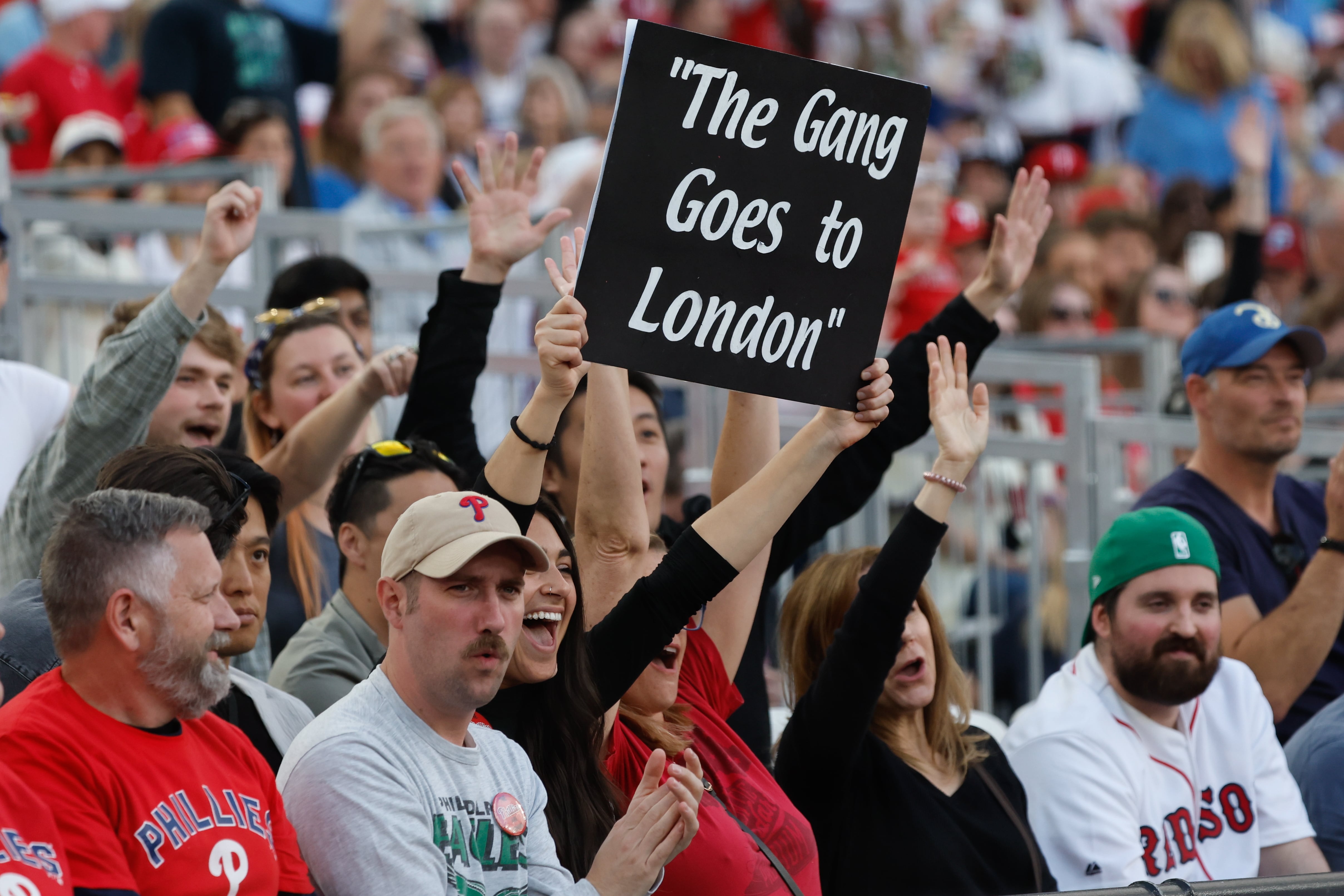 Philadelphia Eagles In London, Observing Stadium Improvements
