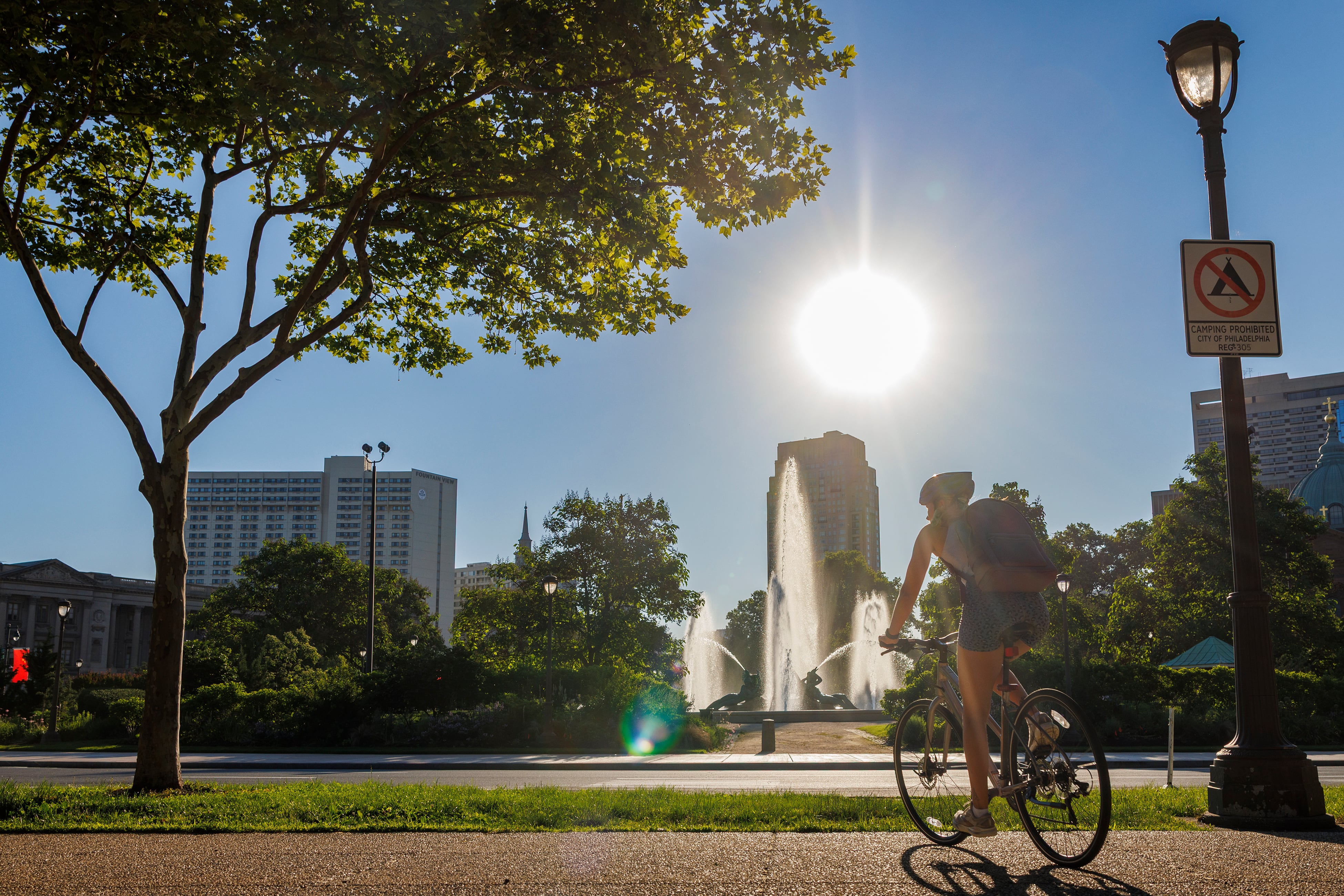 Near-record heat around 100 degrees is forecast in Philly this week, with July 4th storms possible