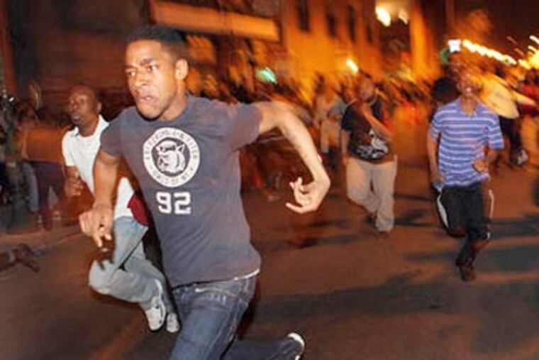 A flash mob in March was dangerous, said witnesses. (Laurence Kesterson, File / Staff Photographer)