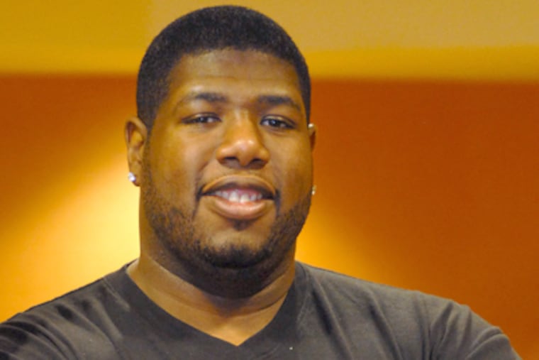 Barrett Brooks, of Voorhees, says he "was having trouble breathing," among other problems, as his weight swelled after his 2007 retirement. (Tom Gralish / Staff Photographer)