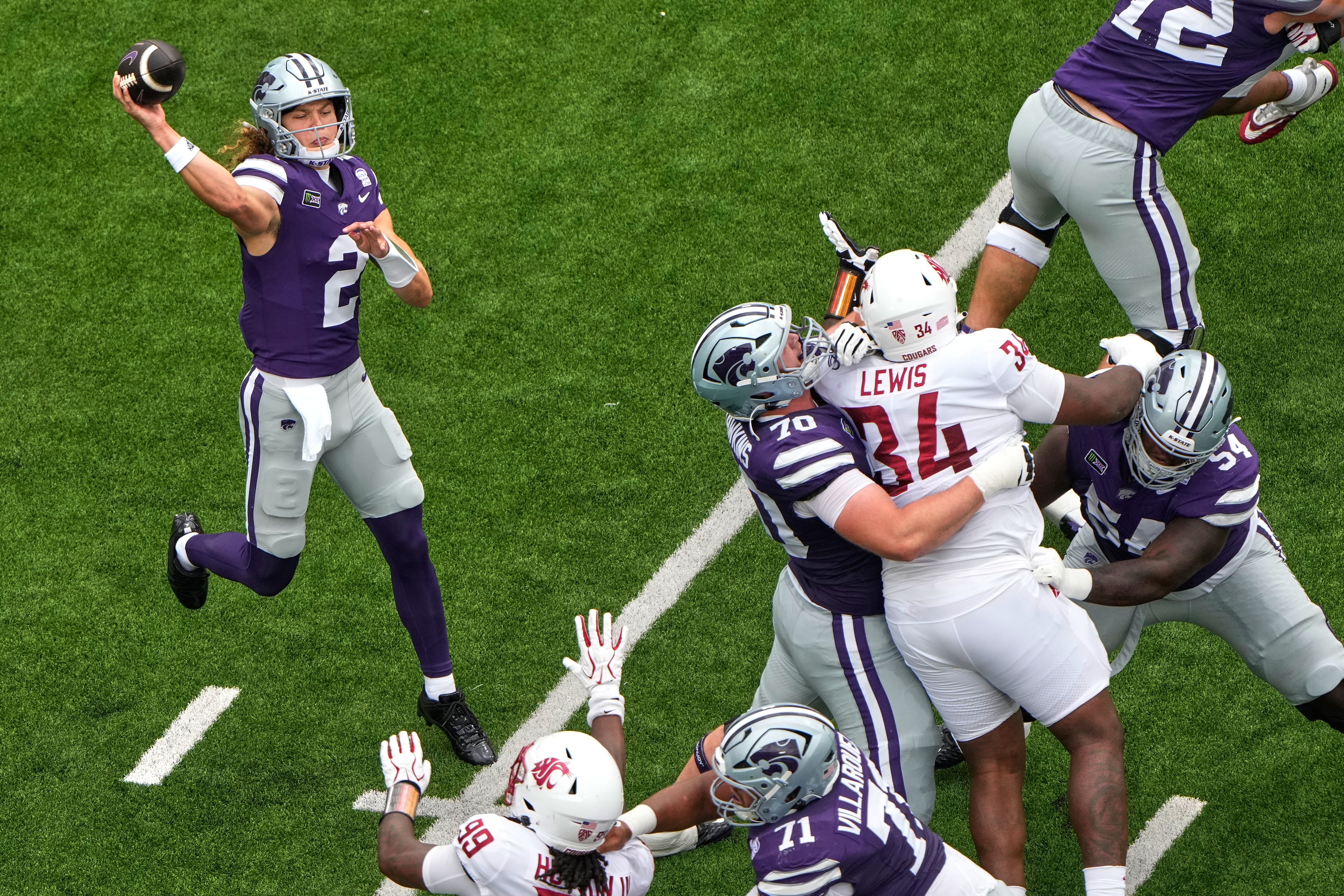 Avery Johnson and Rodney Fields Jr. lead Kansas State over Washington State 34-7