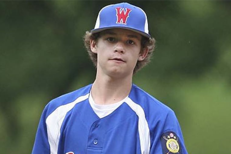 Andrew Austen won't let a little thing like a missing hand get in the way of his athletic endeavors. (Steven M. Falk/Staff Photographer)
