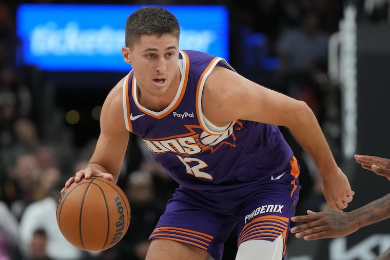 Former Villanova guard Collin Gillespie is averaging 13.2 points in 28.1 minutes with the Suns this season.