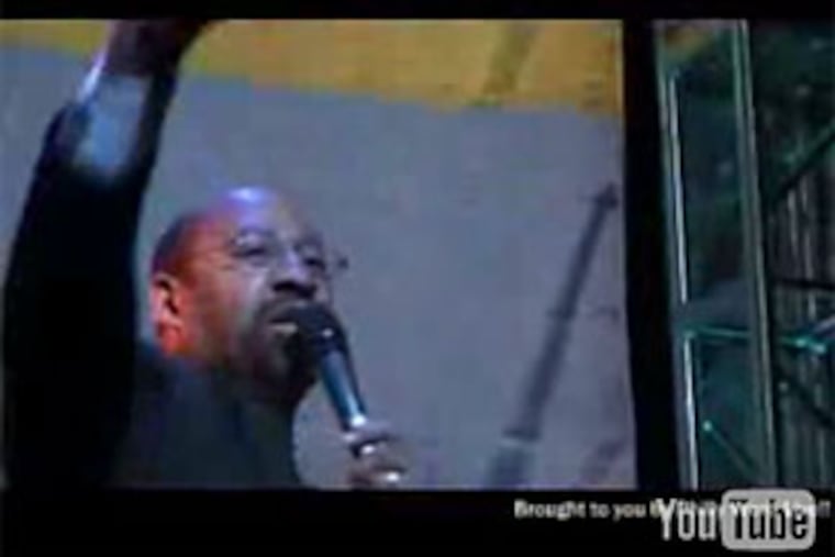 Captured by "phillywordlive" and displayed on YouTube, Mayor Nutter performs Sugarhill Gang's "Rappers Delight" at his inaugural ball. Recorded by Philly Word Live.