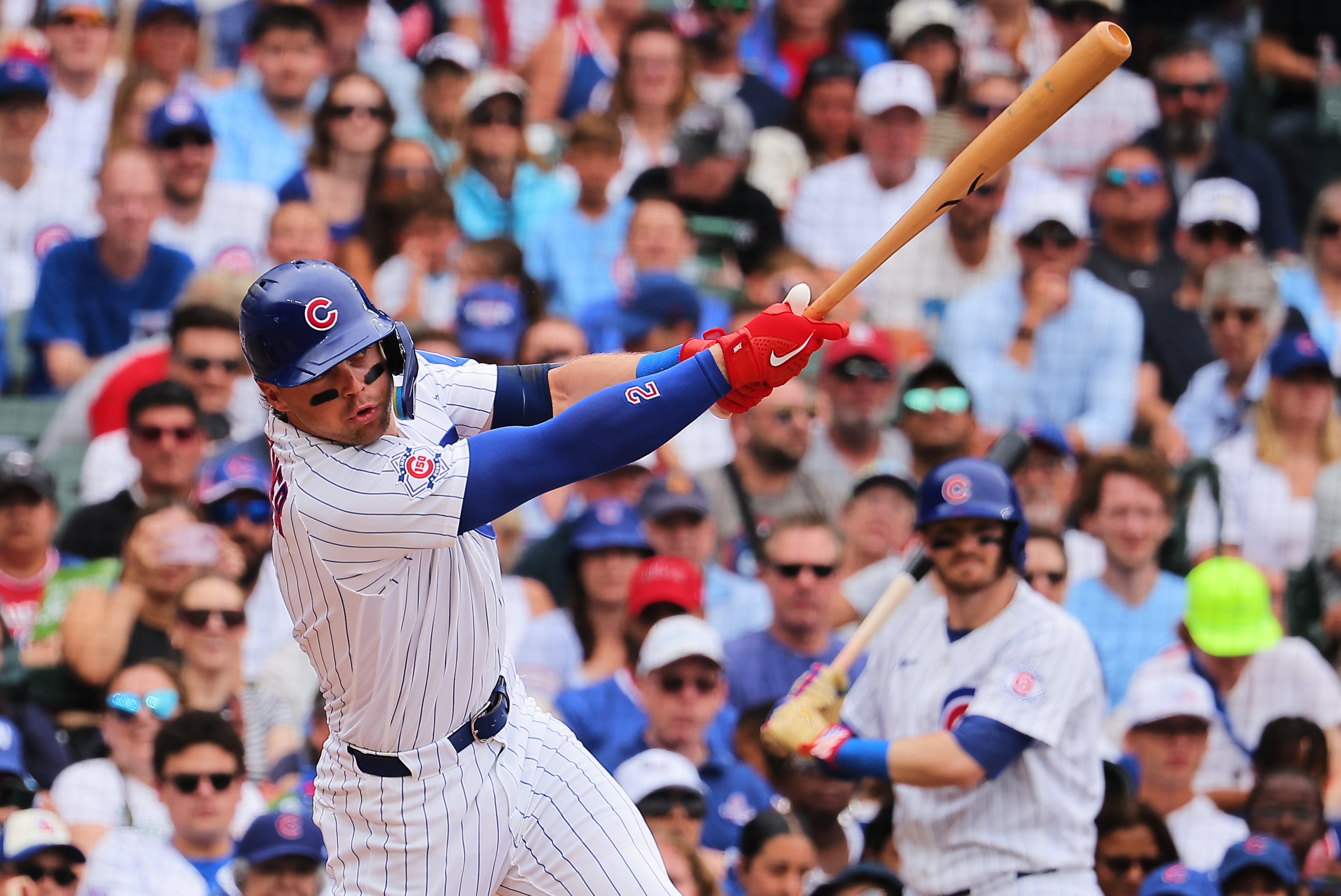 Cubs beat the Cardinals 6-4, scoring 4 runs in the sixth to avoid a series sweep