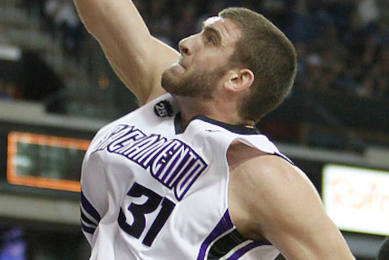 Spencer Hawes said he hopes to revitalize his game in Philadelphia. (Rich Pedroncelli/AP file photo)