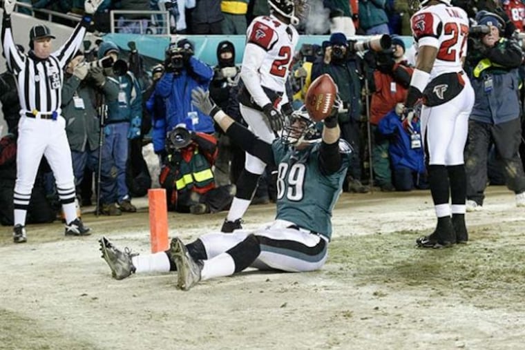 Chad Lewis suffered a Lisfranc fracture while making this clinching touchdown catch in the January 2005 NFC championship game.