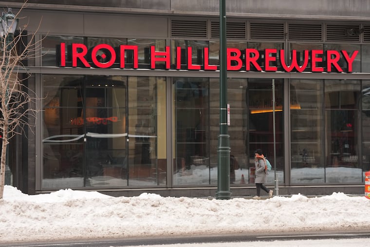 The closed Iron Hill Brewery on Market Street in Center City could be revived after a federal bankruptcy judge approved the transfer of a lease and the acquisition of Iron Hill's trademark and intellectual property.