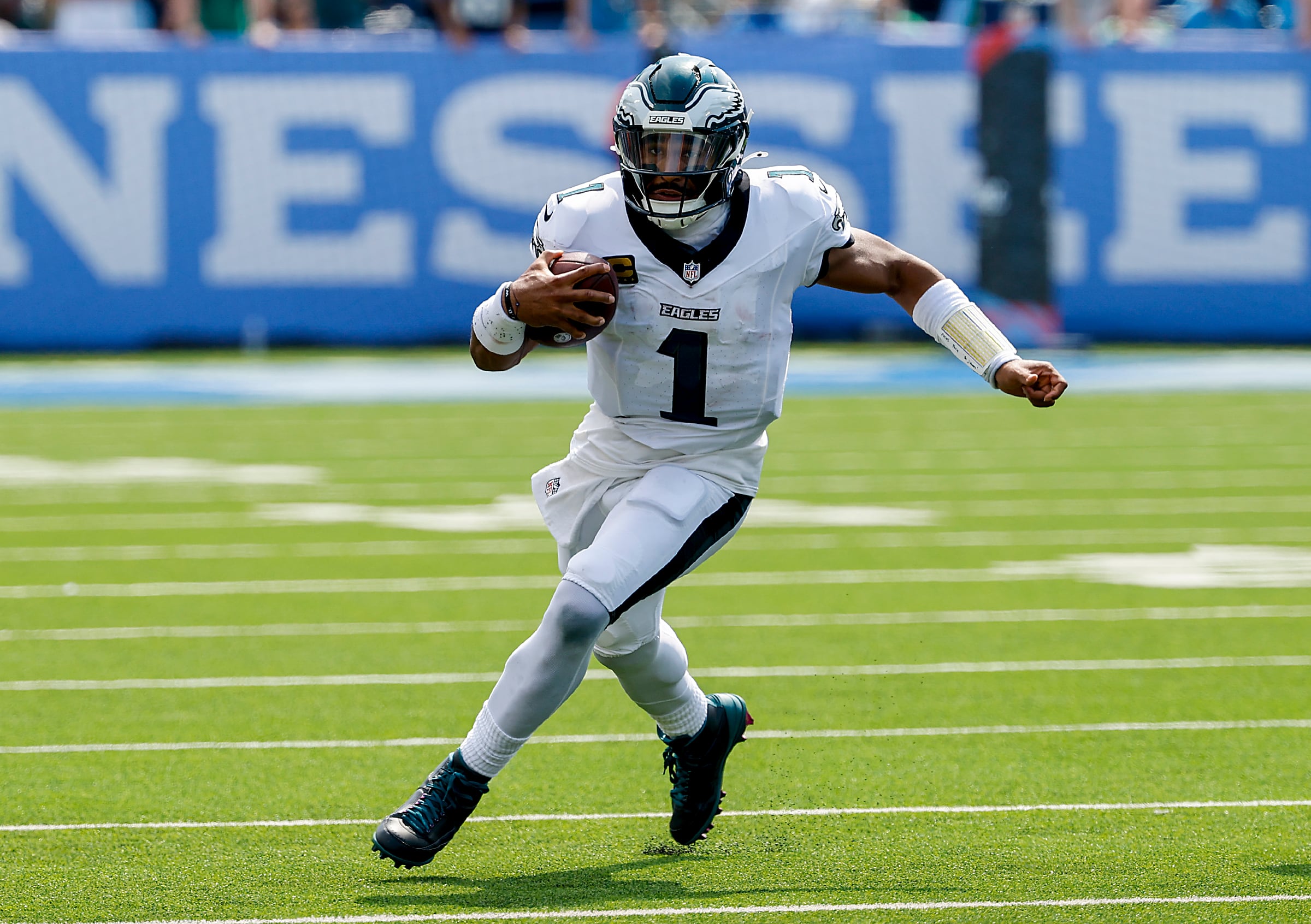 NFL power rankings roundup: Jalen Hurts’ Week 2 heroics give Eagles a boost heading into ‘Monday Night Football’