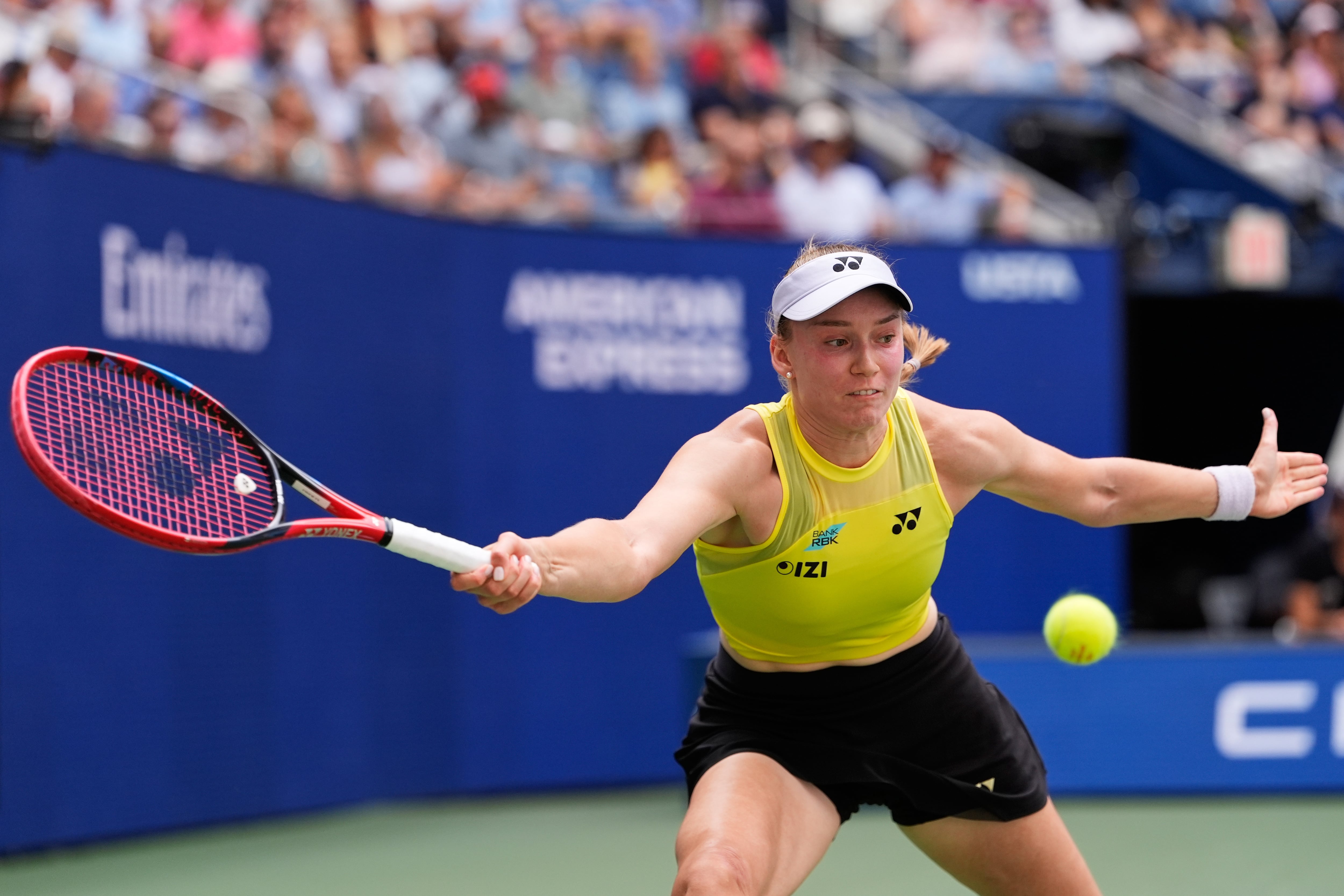 Elena Rybakina beats Zheng to reach US Open semifinals and move to No. 1 in the women's rankings