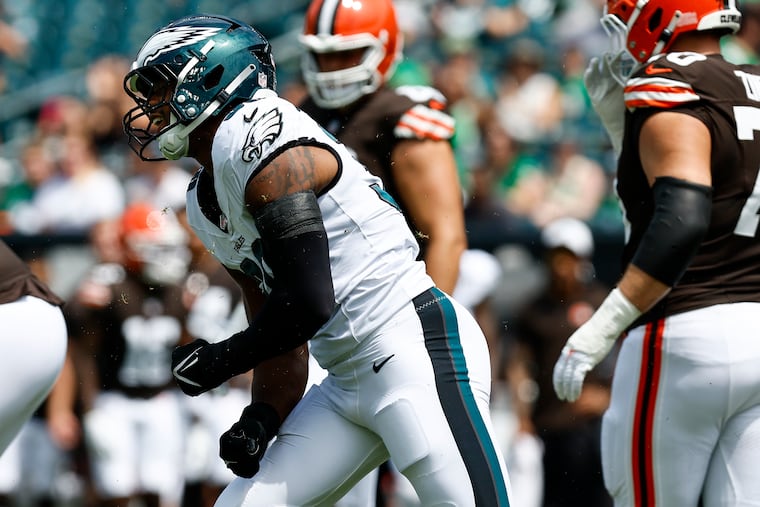 Eagles rookie linebacker Jihaad Campbell impressed throughout his first NFL training camp.