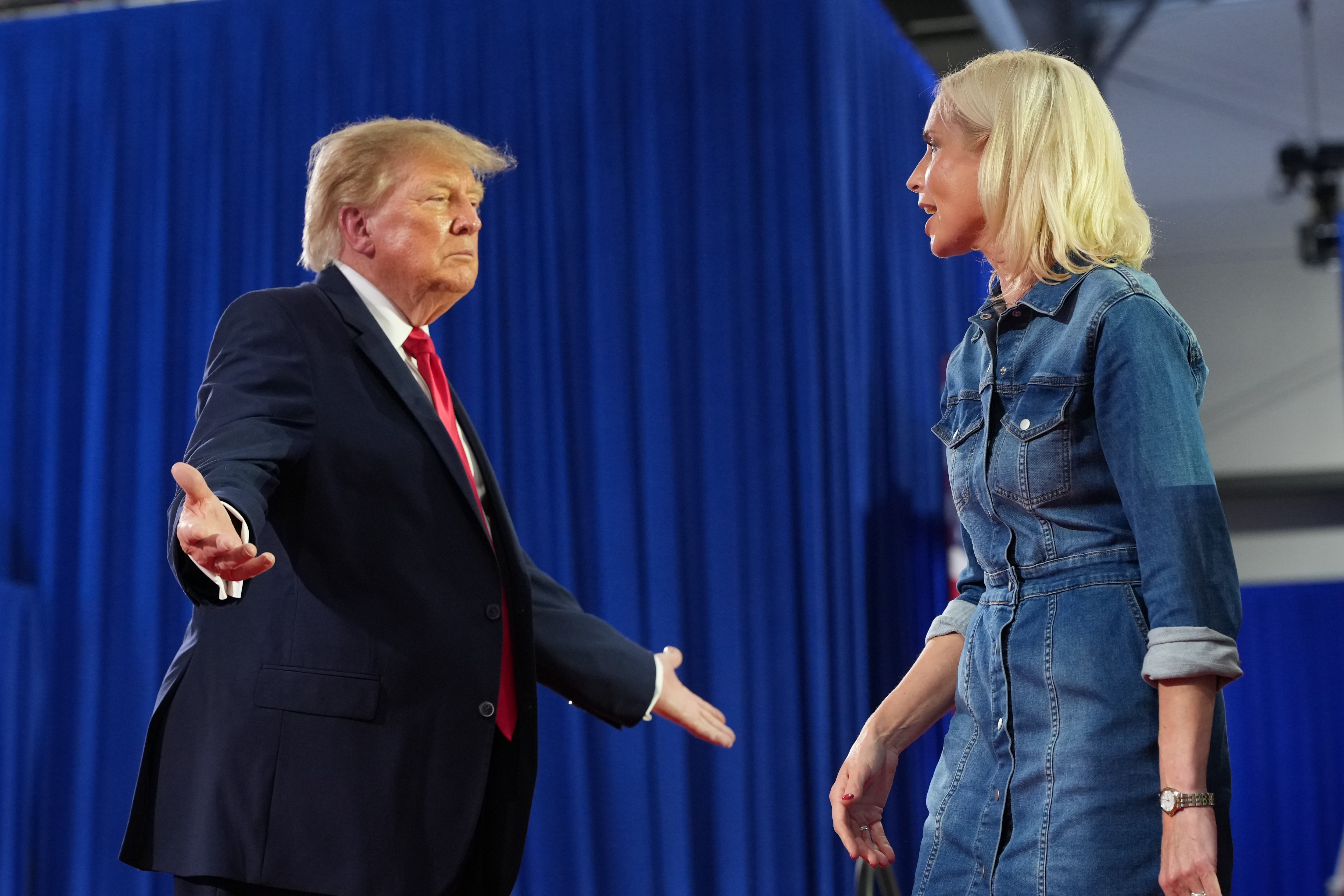 Ashley Hinson shows Republicans' midterm balancing act as Trump comes to boost Iowa turnout