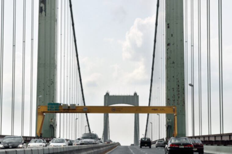 A view of eastbound traffic (left) into NJ during the afternoon rush hour on the Walt Whitman Bridge on Aug. 18, 2011. (Elizabeth Robertson / Staff Photographer )