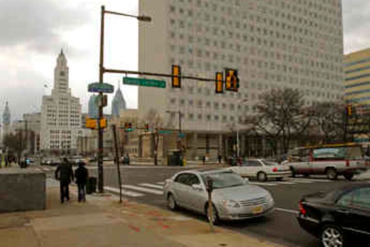 The sale of the State Office Building at Broad and Spring Garden Streets for a Bart Blatstein apartment conversion has been slowed by costly snags.