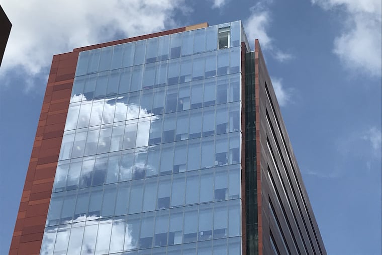 A 20th-floor window of the Penn Medicine building cracked and fell, shattering on Eighth Street, just south of Walnut Street, Wednesday morning.