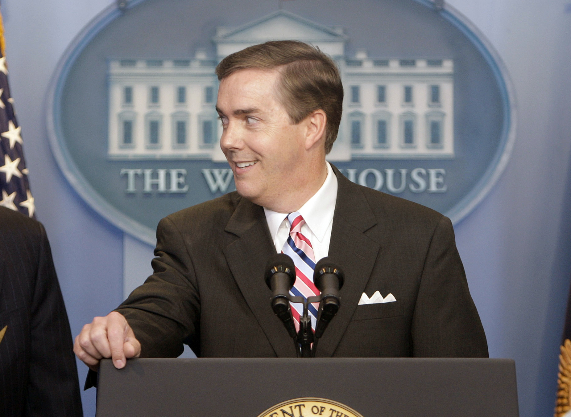 White House Correspondents Association President Steve Scully appears at a ribbon-cutting ceremony for the James S. Brady Press Briefing Room at the White House in Washington on July 11, 2007. C-SPAN suspended its political editor Steve Scully indefinitely after he admitted to lying about having his Twitter account hacked. A week ago, when Scully was questioned about a message he had sent to former Trump aide Anthony Scaramucci seeking advice, Scully claimed that someone had gotten into his account and done that.