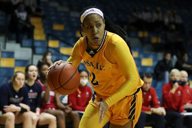 La Salle forward Gabby Crawford transferred to the Explorers from Morehead State.