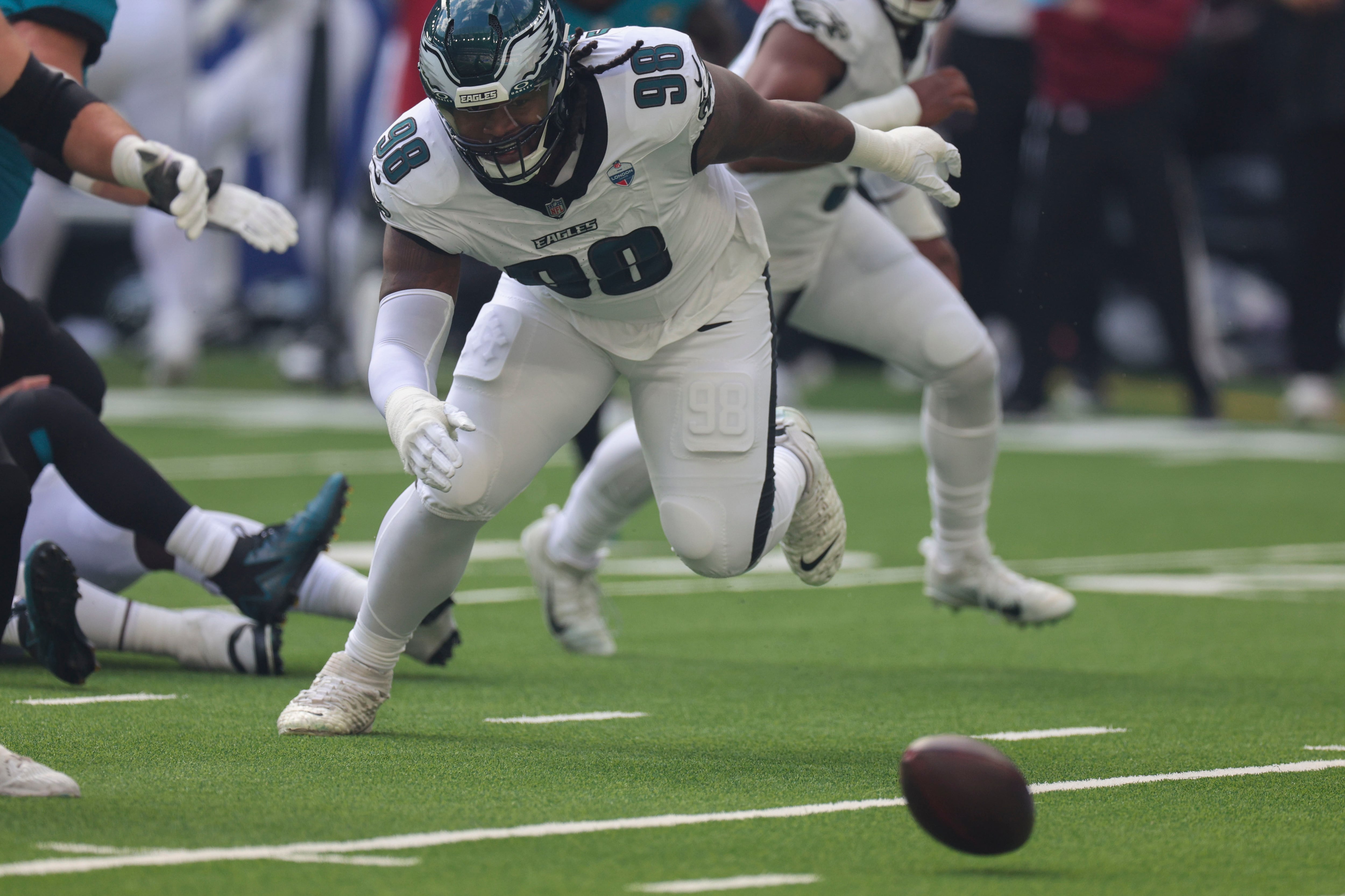 Eagles defense is back, O-line competent but Giants and Commanders join Sirianni in NFC East incompetence: NFL Week 5