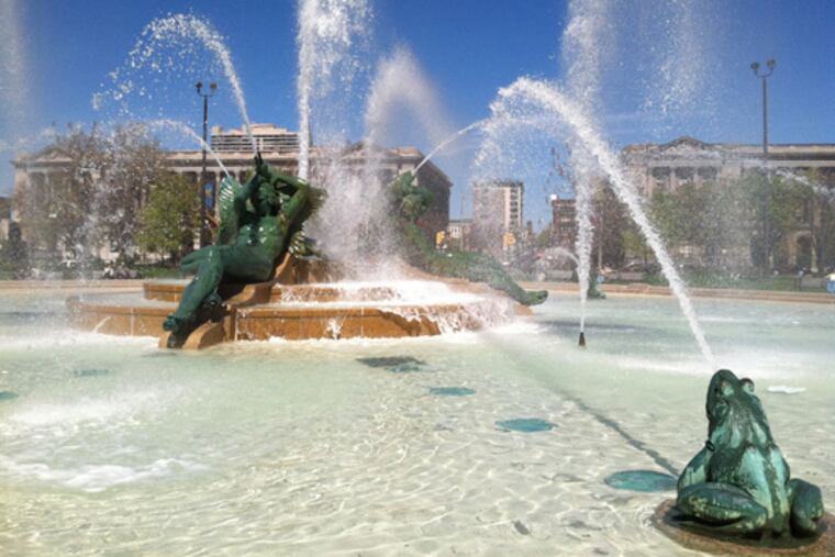 Swann Fountain, once again wetting lunchtime appetites, on April 3, 2012.