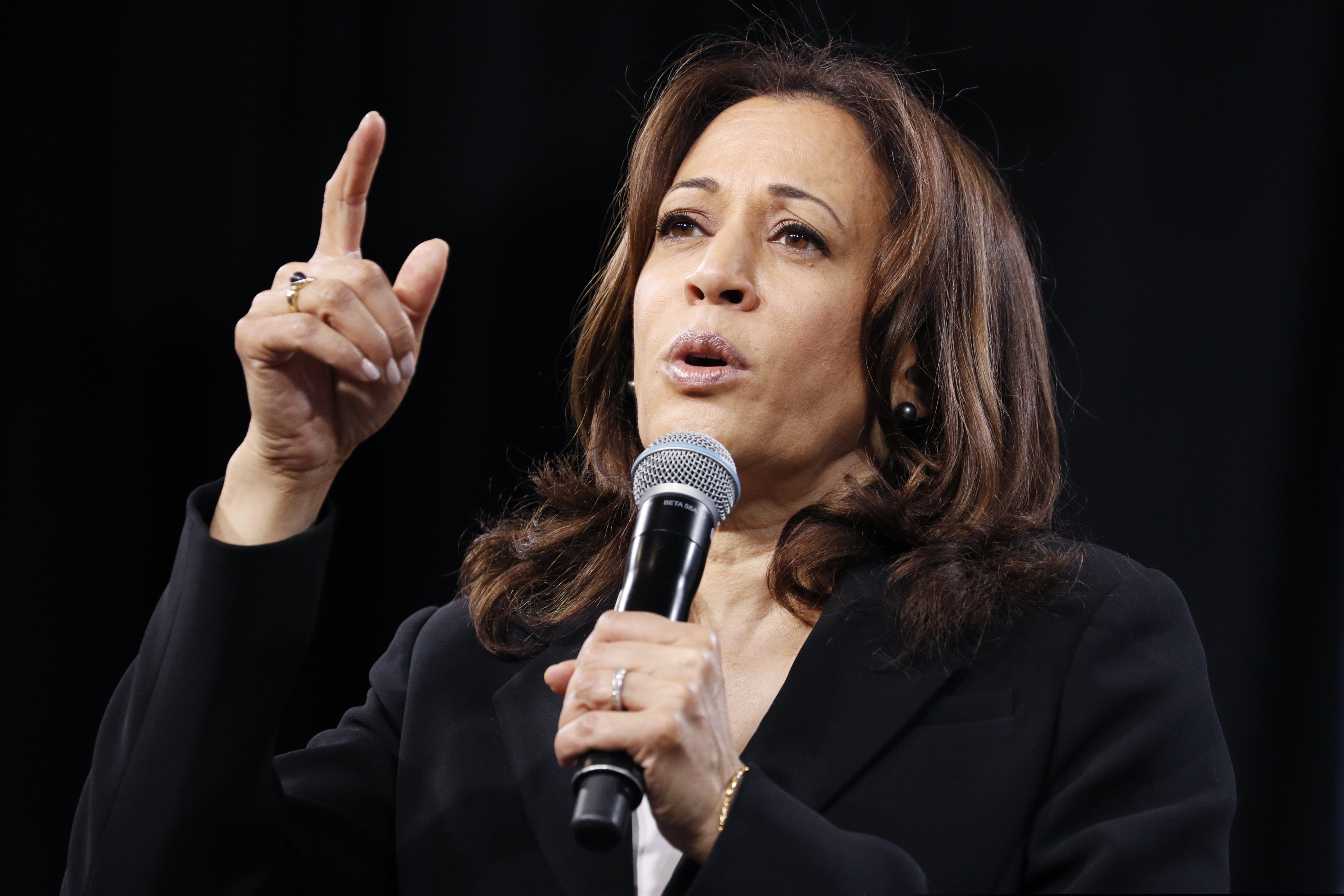 Democratic presidential candidate Sen. Kamala Harris, D-Calif., speaks at a Service Employees International Union forum on labor issues, Saturday, April 27, 2019, in Las Vegas. (AP Photo/John Locher)