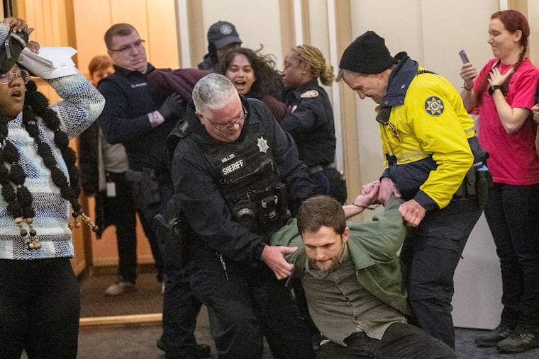 Immigration demonstrators stage sit-in at Philly Sheriff’s Office over ICE courthouse arrests Immigration demonstrators stage sit-in at Philly Sheriff’s Office over ICE courthouse arrests