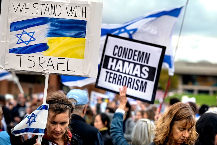 Marchers with the Jewish Federation of Greater Philadelphia arrived on Independence Mall on Monday after they marched from City Hall. The march ended with a rally to show solidarity with Israel.