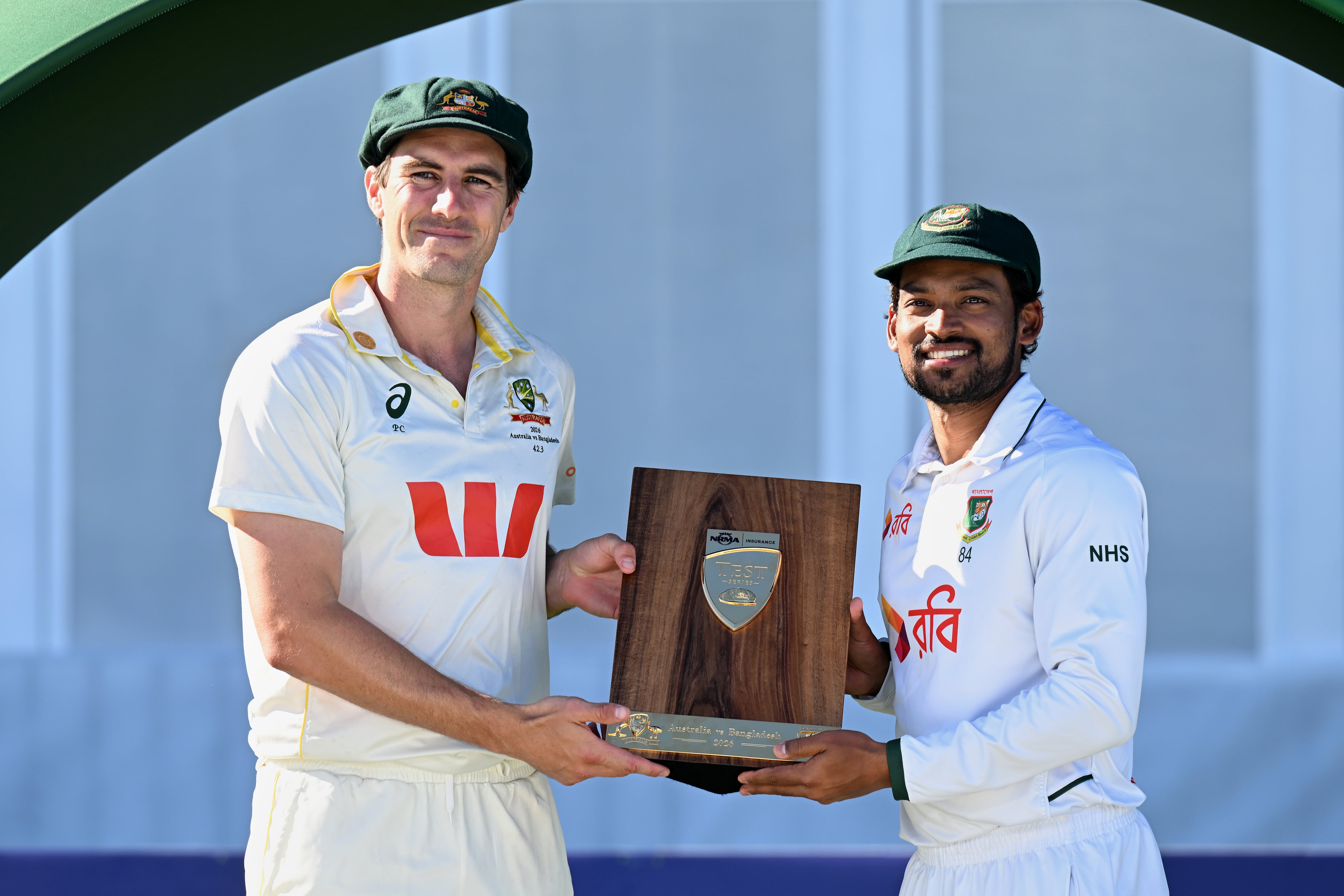 Australia bats first against Zimbabwe in 1st ODI cricket match