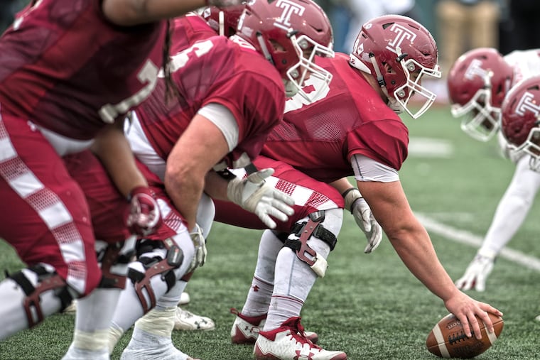 Matt Hennessy, 58, (OL) lines up during practice at Temple University Edberg Olson Hall, Philadelphia. Tuesday, March 20, 2018. JOSE F. MORENO / Staff Photographer